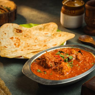 chapathi with chicken kozhambu
