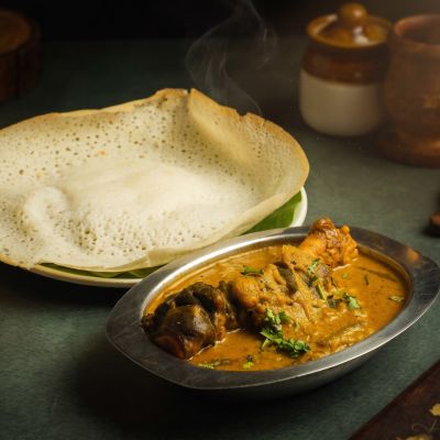 Appam with Aatukkal Paya