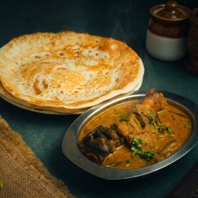 Kal dosa with Aatukkal paya